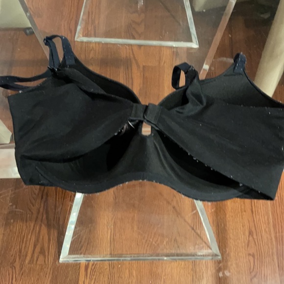 Victoria Secrets Black wire padded 34dd bra - Picture 2 of 2